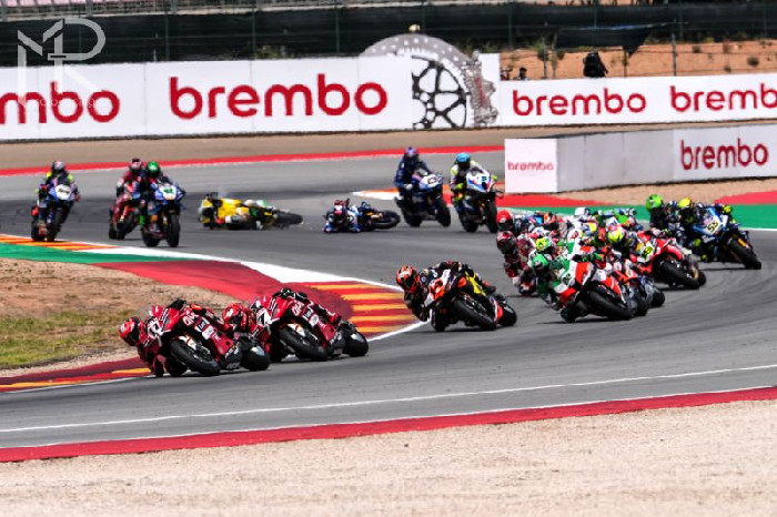 193様 WSBK Emilia Romagna 2026 – pátek :: Moto-Racing CZ